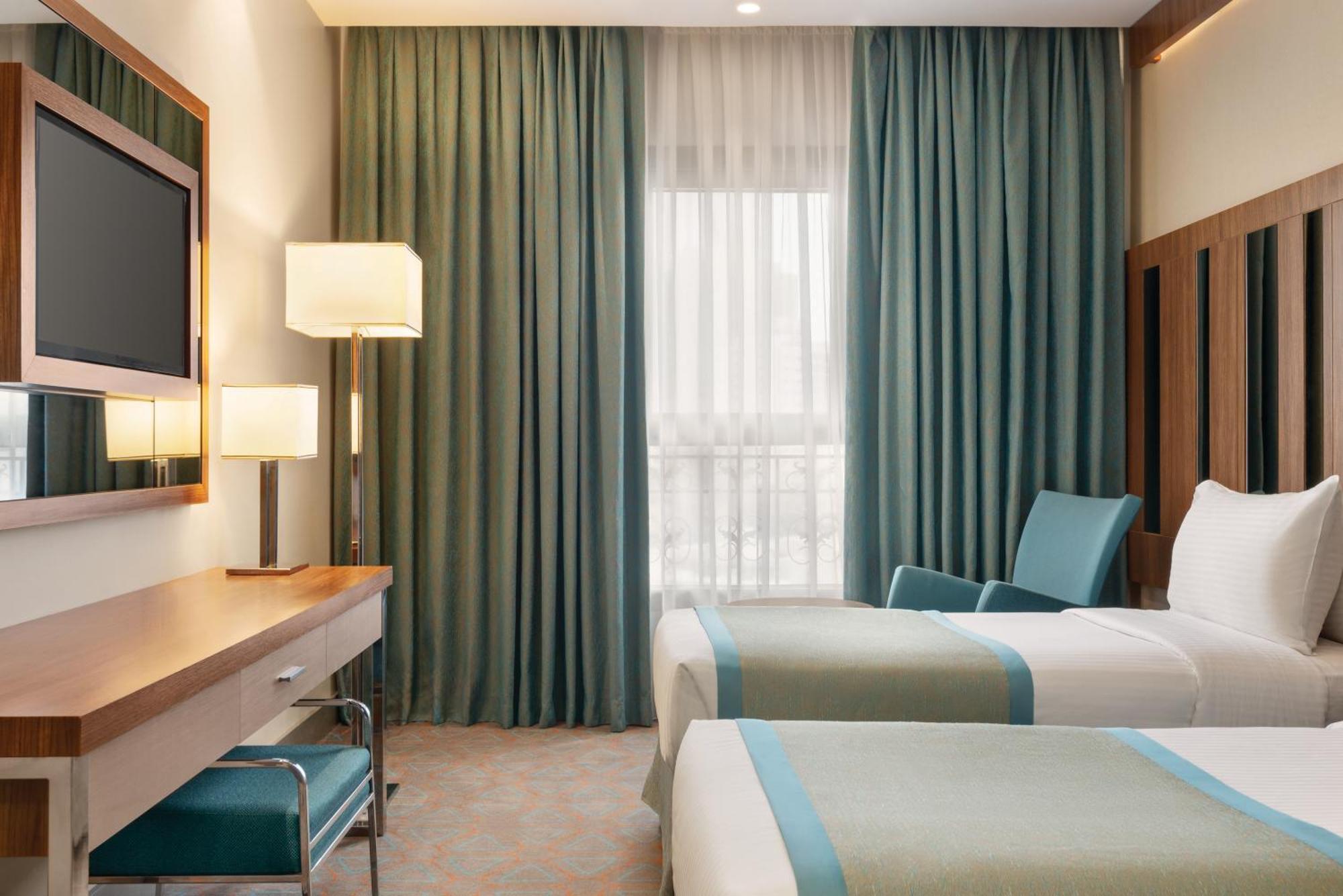Ramada By Wyndham Makkah Zad Al Tayseer Mecca Екстер'єр фото