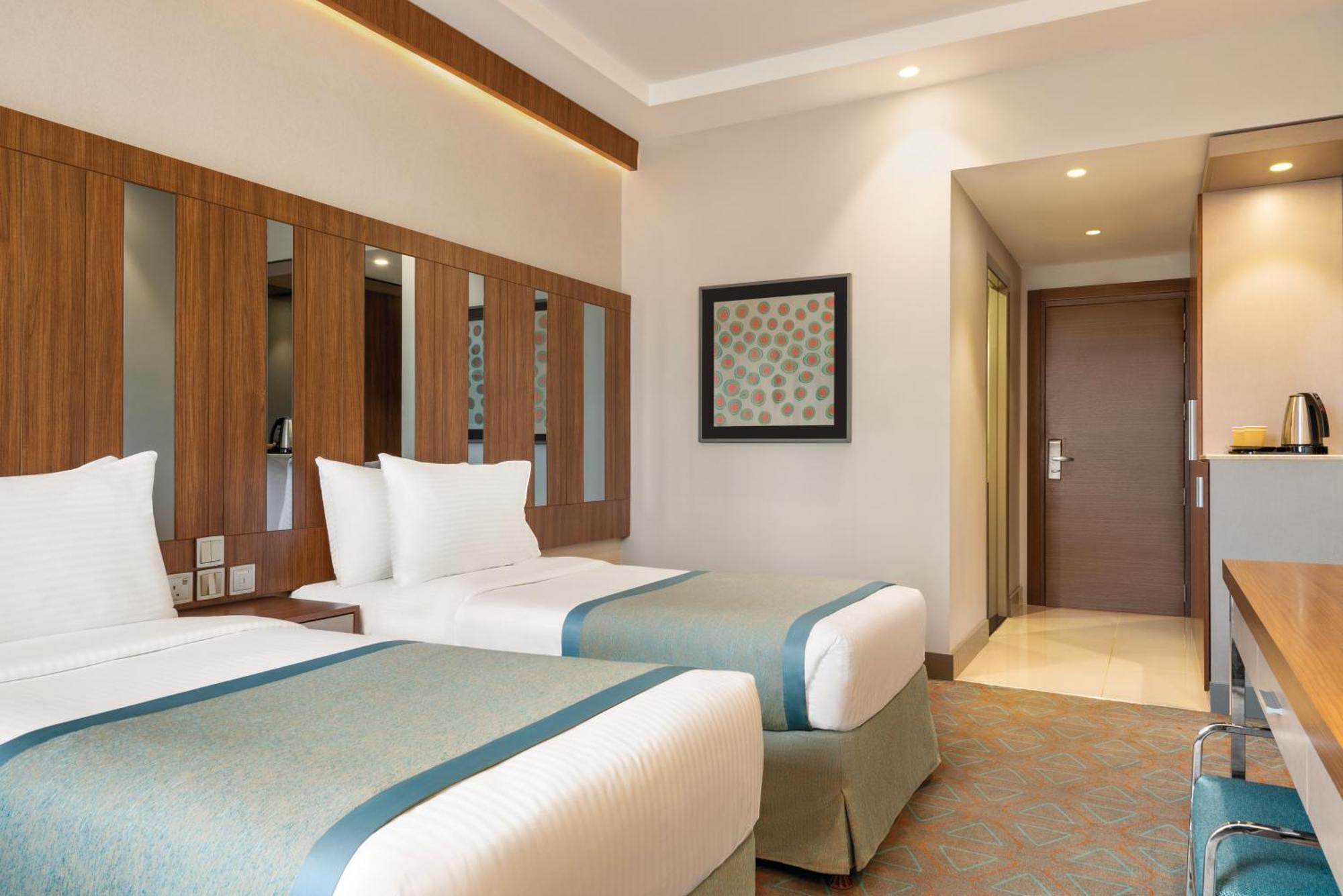 Ramada By Wyndham Makkah Zad Al Tayseer Mecca Екстер'єр фото